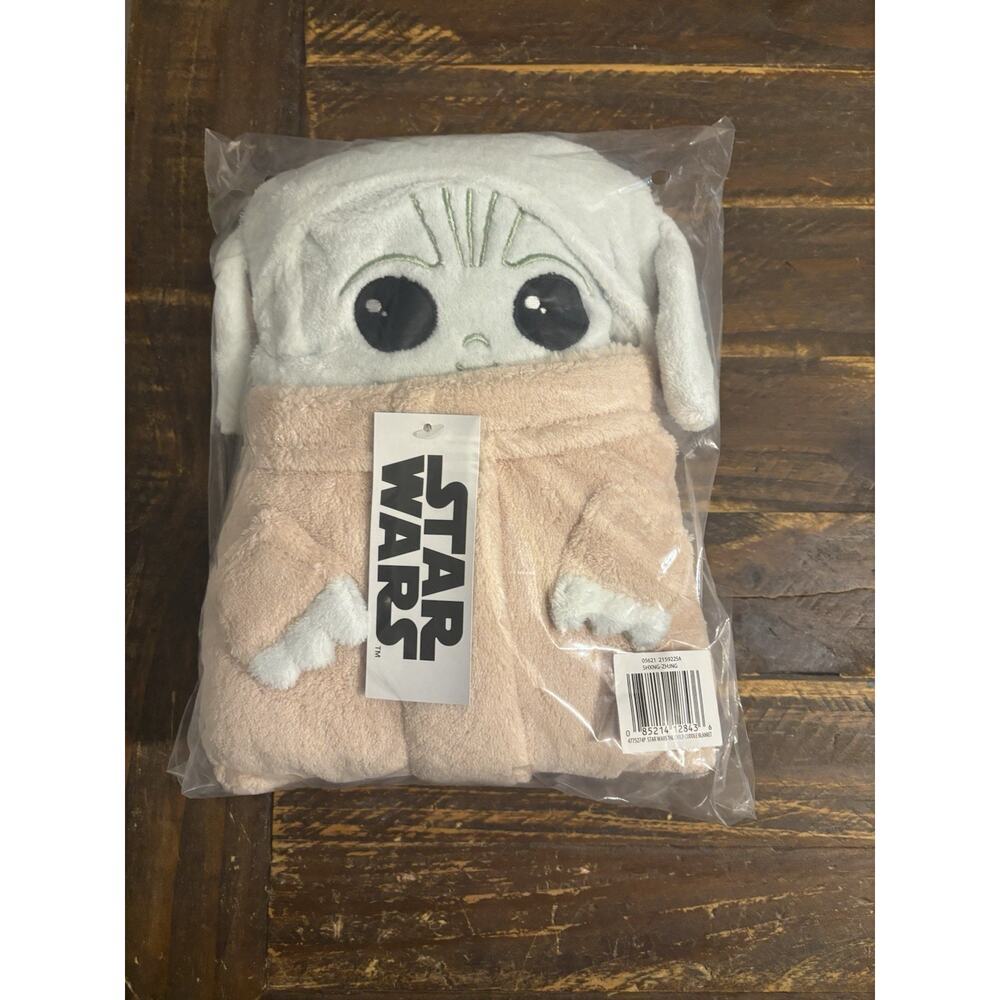 Nojo Yoda Grogu Star Wars Plush Huggie Blanket Toddler Stuffed Animal Soft - Picture 5 of 6